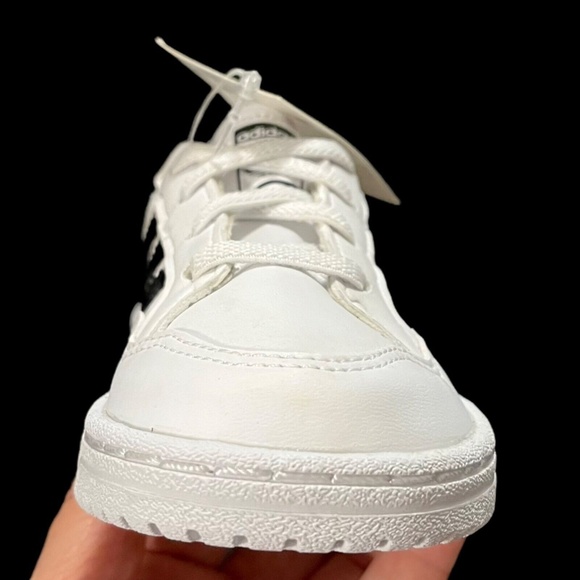 adidas Originals Toddler Boys Team Court Sneaker Sz 9 White Black Casual Comfy - Picture 6 of 11